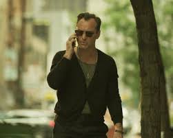 Streaming Guide: Jude Law and Jason Bateman Lead New Thriller 
