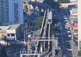 Problema na via reduziu velocidade da Linha 15-Prata no início desta segunda-feira, 24