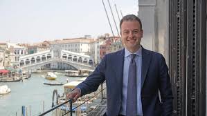 Trend Google: massimo cacciari