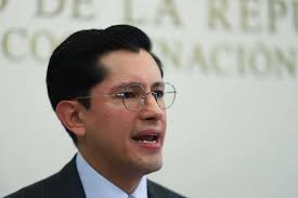 Canciller Roberto Velasco pide a red de embajadores promover logros del gobierno mexicano
