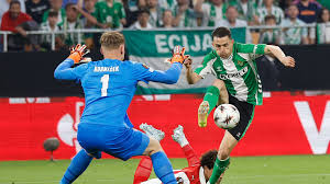 El chico que conquistó a Raúl y Solari