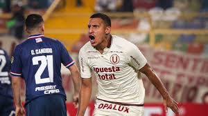 Universitario : la rencontre qui retient son souffle