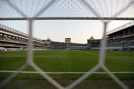 Santos vs. Fluminense: Key Matchup in Brasileirão 2025