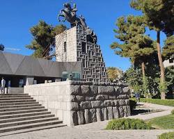 آرامگاه نادرشاه افشار مشهد -  تفریحات مشهد