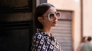 ‘Emily En Paris 5’: el significado de la evolución de los looks