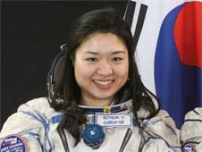 Spaceflight Participant So-yeon Yi (South Korea) - 222792main_sfp_soyeonyi_thum