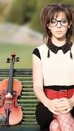 Résultat de recherche d'images pour "petit photo de lindsey stirling"