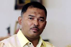 MALACCA: Chief Minister Datuk Seri Idris Haron (pic) said self-proclaimed “Sultan” Noor Jan Tuah is only manipulating people for his own benefits. - idrisharon150114