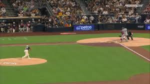 D-Backs rattle off 6 straight wins, pull within 1 game of the final Wild Card spot