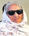 Leela Devi, mother of rifleman Jaswant Singh Rawat, Mahavir Chakra (posthumous) The war veterans also resolved to turn the commemoration into an annual ... - dun7