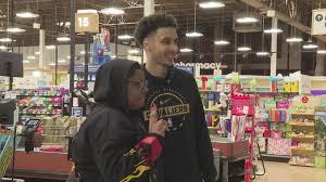 Cavs' Jaylon Tyson and Tyrese Proctor Surprise Shoppers by Paying for Groceries
