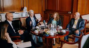 Zugehört – 15 Jahre Politik des Gehörtwerdens