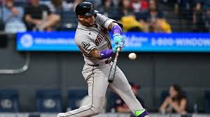 Perdomo's big night, 7-run 7th lead Diamondbacks to 4th straight win