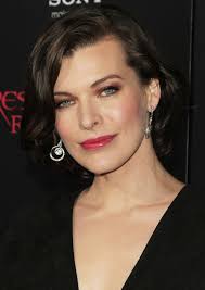 Milla Jovovich - milla-jovovich-premiere-resident-evil-retribution-02