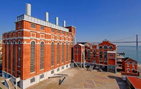 Resultado de imagem para maat museu de arte arquitetura e tecnologia