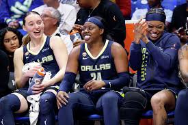 Video of Arike Ogunbowale’s arrest shows police pointing taser at her and Paige Bueckers
