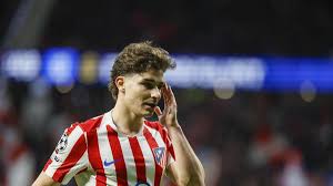Simeone se carga a Julián Álvarez