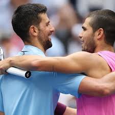 Alcaraz x Djokovic na final do Australian Open: onde assistir ao vivo e horário