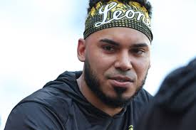 Lenyn Sosa Llega a los Leones: Decisiones Difíciles para Alguacil