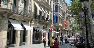 Resultado de imagem para passeig de gracia