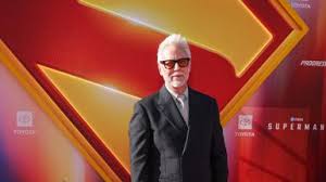 Henry Cavill Viré de Superman: Révélations Choc de James Gunn!