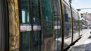 Montpellier : un homme violemment agressé dans le tramway par un groupe de quatre individus