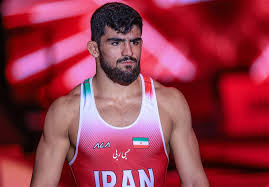 یک قدم تا جهانی؛ مبین عظیمی در آستانه دوبنده تیم ملی ماند!