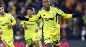 Talisca has communicated his decision to the management! He is signing.
