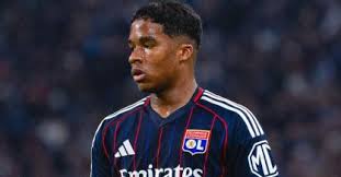 Endrick no Lyon: veja os números e recordes do atacante na temporada