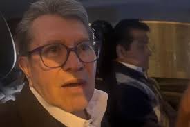 Se reúnen en Palacio, otra vez, por agenda legislativa