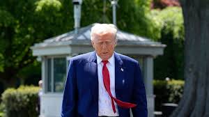 Trump Meets with Canadian Prime Minister Carney Amid Tariff Tensions