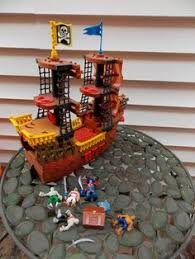 Bildergebnis für fisher price pirate ship 2002