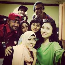 Image result for pelakon mencintaimu
