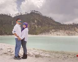 Gambar Foto Prewedding Kawih Putih Photography di Kawah Putih Ciwidey