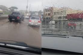 Chove em várias regionais de BH nesta quarta-feira (9); acompanhe