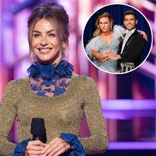 Julianne Hough Supports Julia Stiles After DWTS Feedback Left the Save the Last Dance Star in Tears