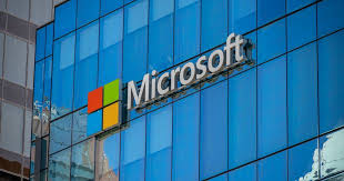 Microsoft down LIVE: Outage as users reports issues with Outlook, Teams, 365