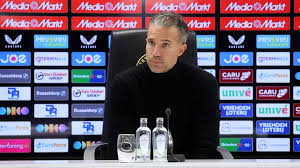 Van Persie tevreden over jonge Feyenoorder: 'Doet het het hele jaar al goed'