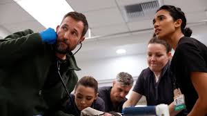 O fetiche pela competência: como 'The Pitt' e 'The Bear' ganham fãs com estética do trabalho bem feito