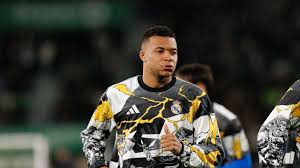 Mbappe îi aduce victoria lui Real Madrid în derby-ul cu Villareal. Echipa revine provizoriu pe primul loc în La Liga