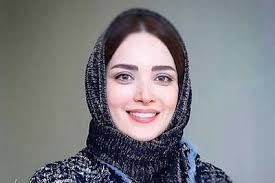 زمان وبگردی ؛ رونمایی از تغییرات جدید چهره بهنوش طباطبایی خانم بازیگر همیشه خوشتیپ در آسانسور