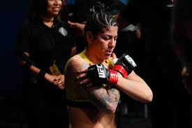 Baixa surpreendente! Top 5 dos galos, Ketlen Vieira é demitida do UFC após vitória