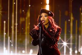 Brandy Honored With Black Icon Award At The Recording Academy Honors