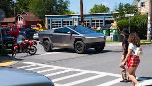 Cybertruck Interdit en Europe? Tesla Innove Malgré Tout! ⚡