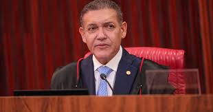 Ministros veem atropelo de Nunes Marques a colega e citam mal-estar no TSE