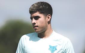 Dirigente do Cruzeiro, Bruno Spindel explica porque clube aceitou negociar Cauan Baptistella