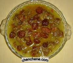 نتیجه تصویری برای خورش آلو اسفناج با مرغ