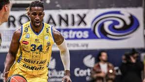 ¡Clásico en el Palacio! Peñarol vs Aguada: Duelo de Titanes en la LUB