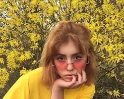 Aesthetic Girl Yellow