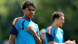 Yamal fit to face Cape Verde